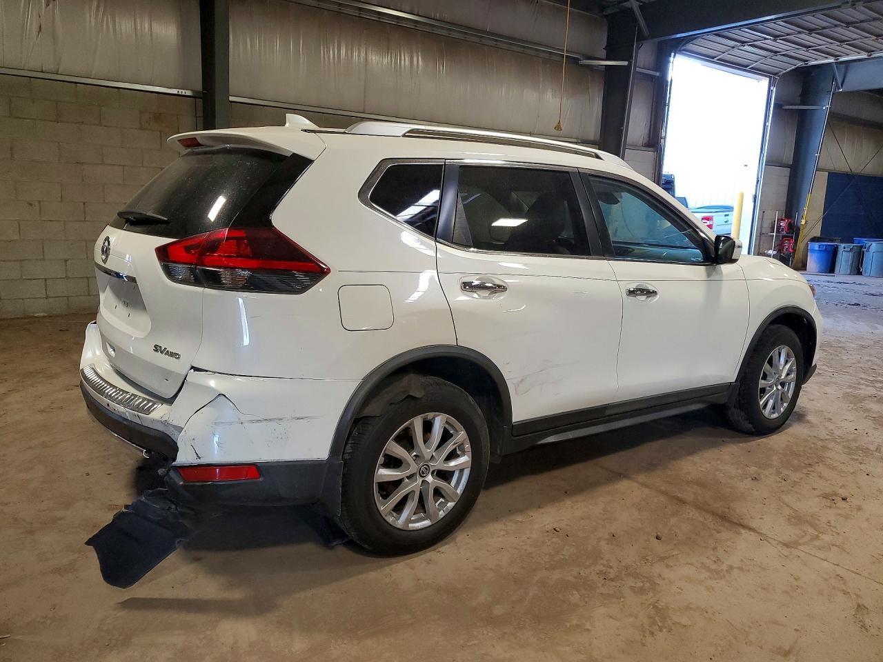 2020 NISSAN ROGUE SV photo 5