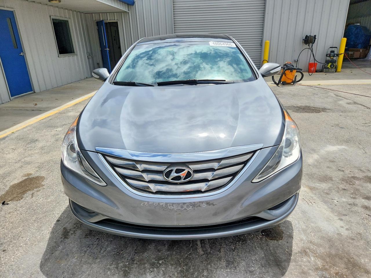 2014 HYUNDAI SONATA GLS photo 9