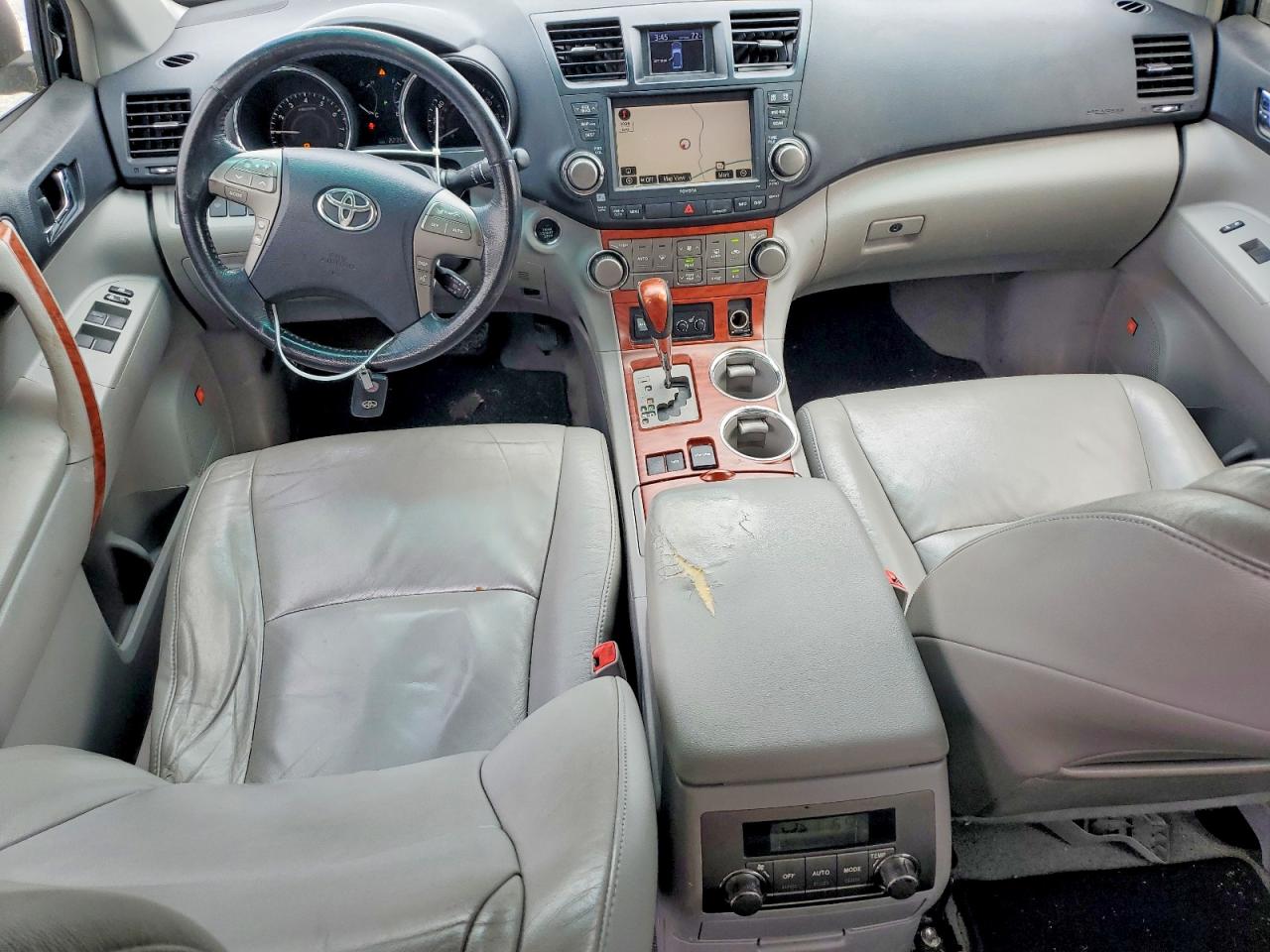 2010 TOYOTA HIGHLANDER LIMITED photo 15