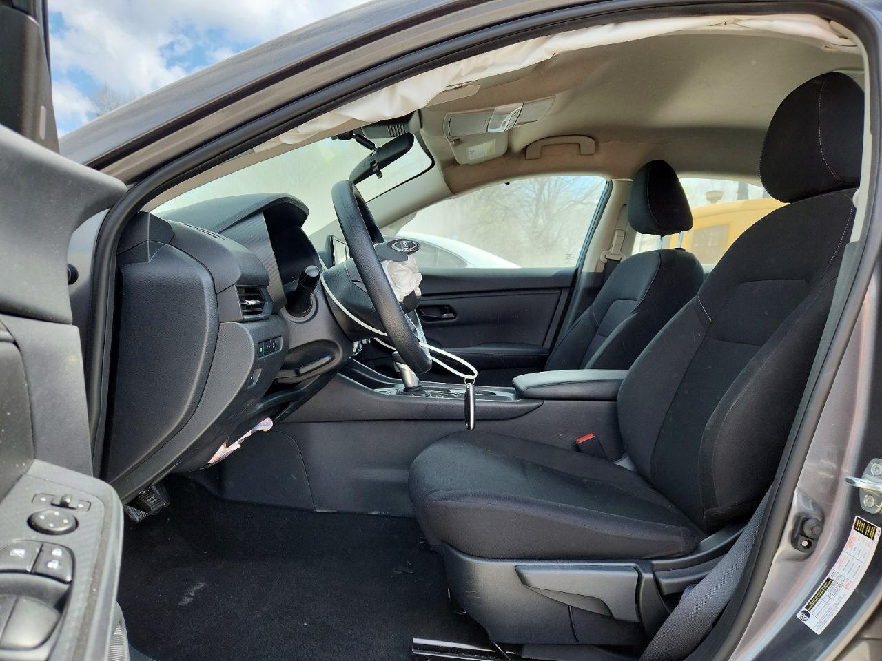 2025 NISSAN SENTRA S photo 13