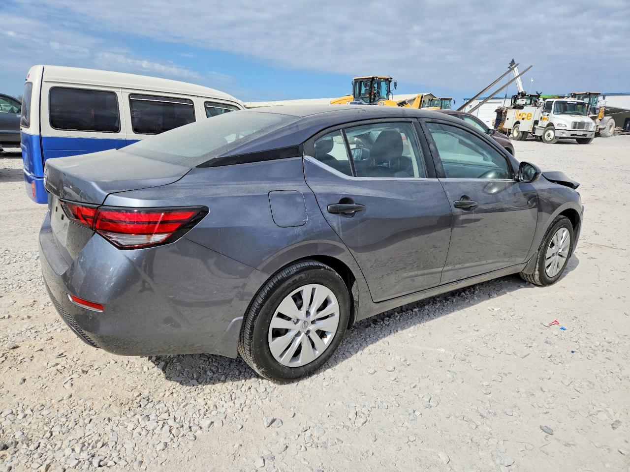 2025 NISSAN SENTRA S photo 5