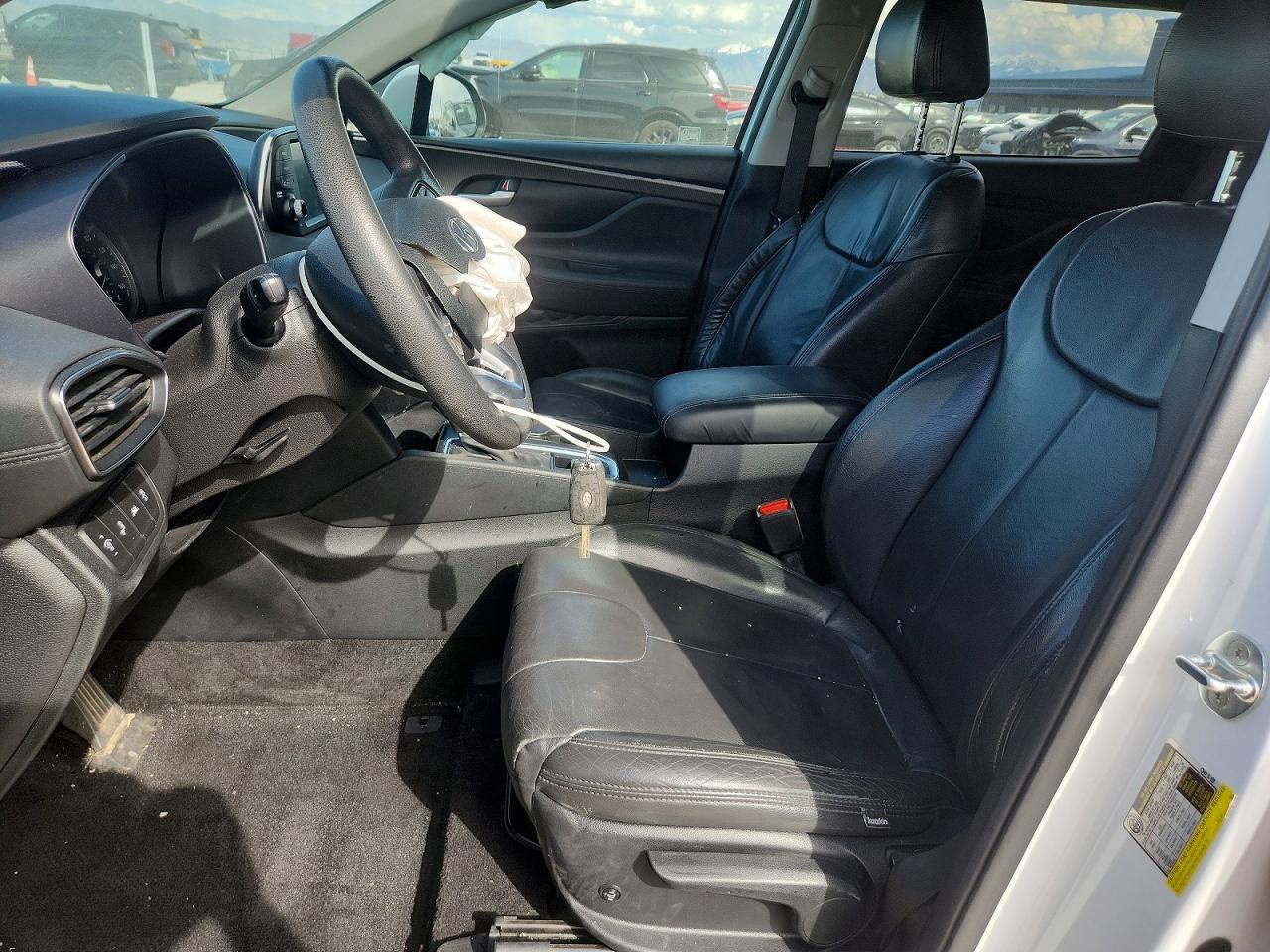 2019 HYUNDAI SANTA FE SE 2.4L photo 19