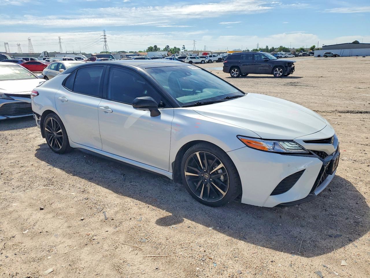 2020 TOYOTA CAMRY XSE V6 photo 7