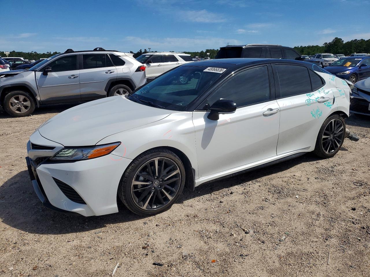 2020 TOYOTA CAMRY