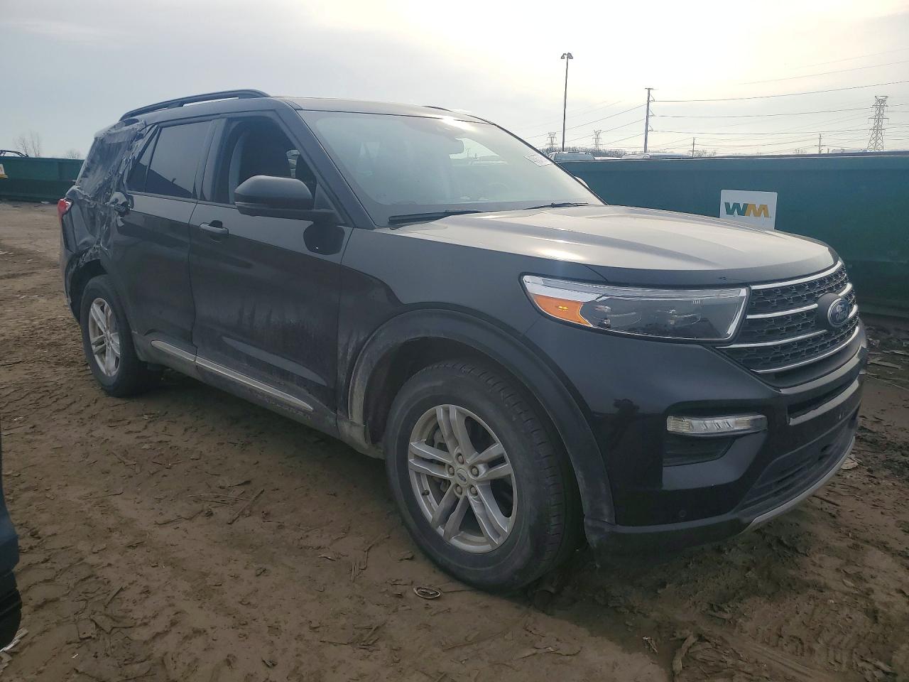 2023 FORD EXPLORER XLT photo 7