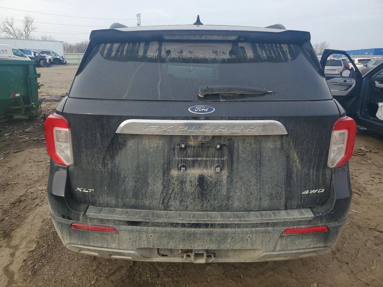 2023 FORD EXPLORER XLT photo 11