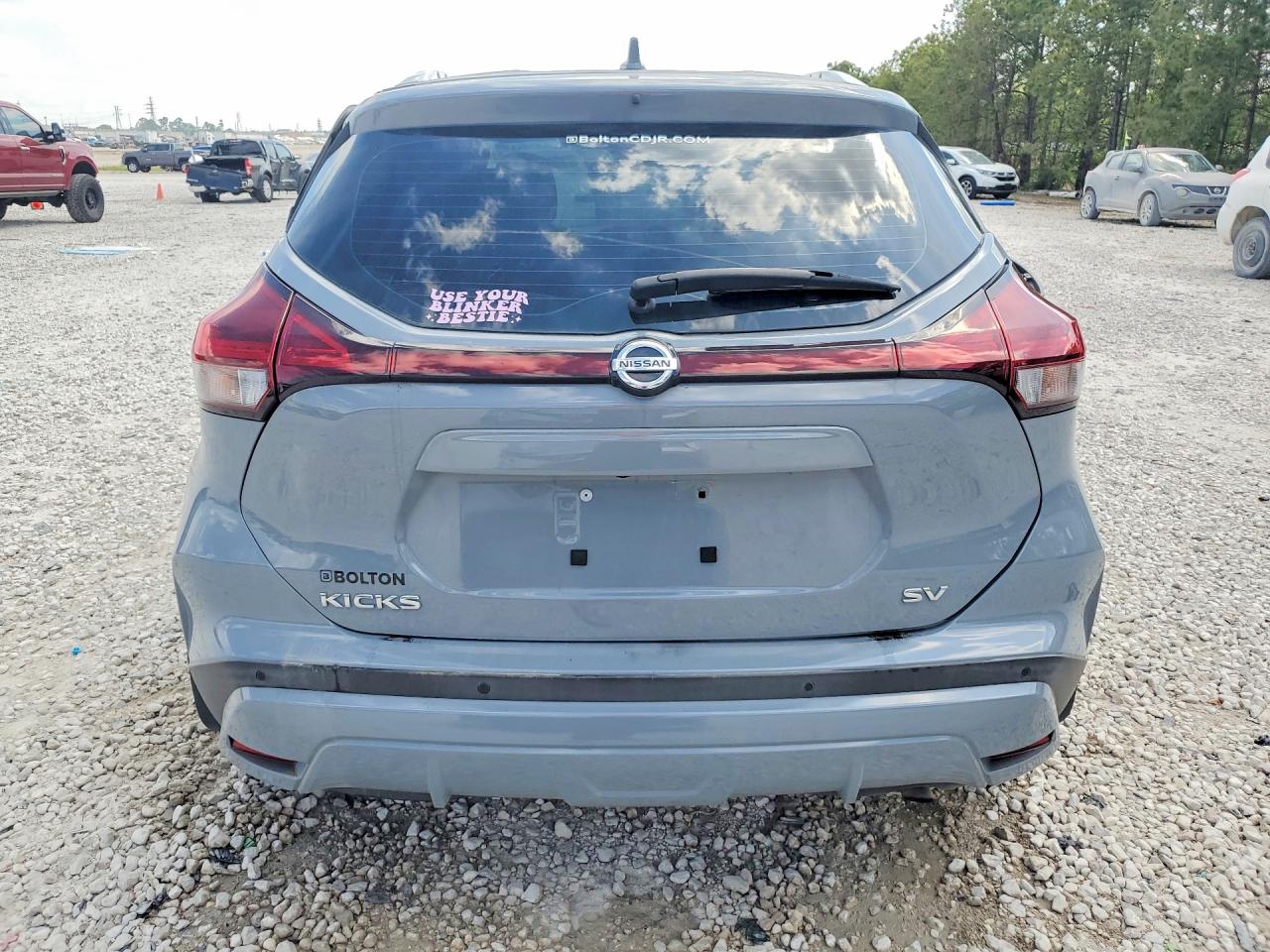 2021 NISSAN KICKS SV photo 16