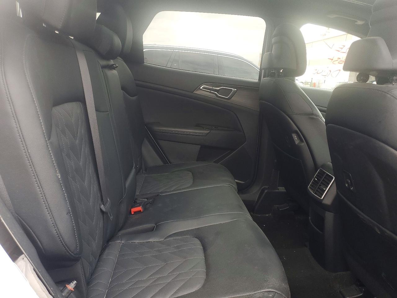 2023 KIA SPORTAGE X-LINE photo 21