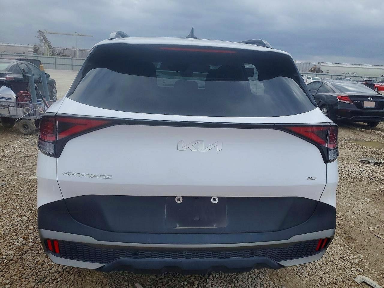 2023 KIA SPORTAGE X-LINE photo 11