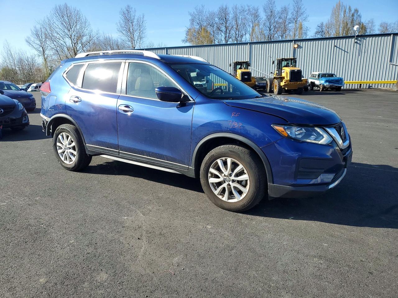 2020 NISSAN ROGUE SV photo 4