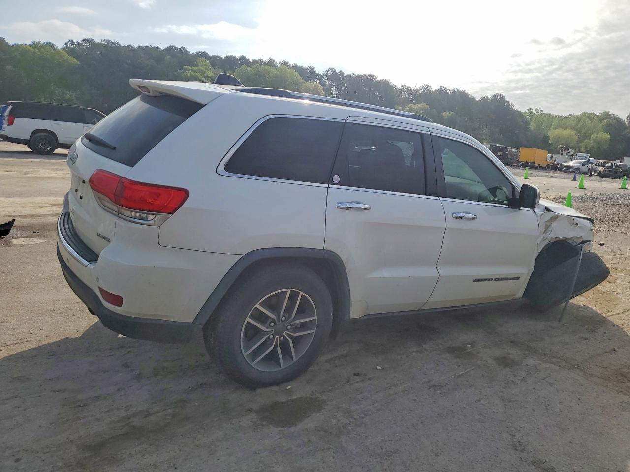 2019 JEEP GRAND CHEROKEE LIMITED photo 7