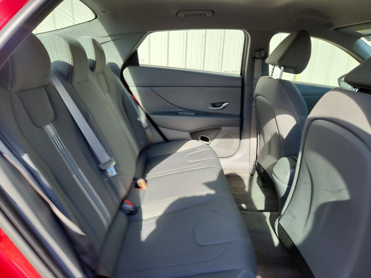 2021 HYUNDAI ELANTRA SEL photo 28