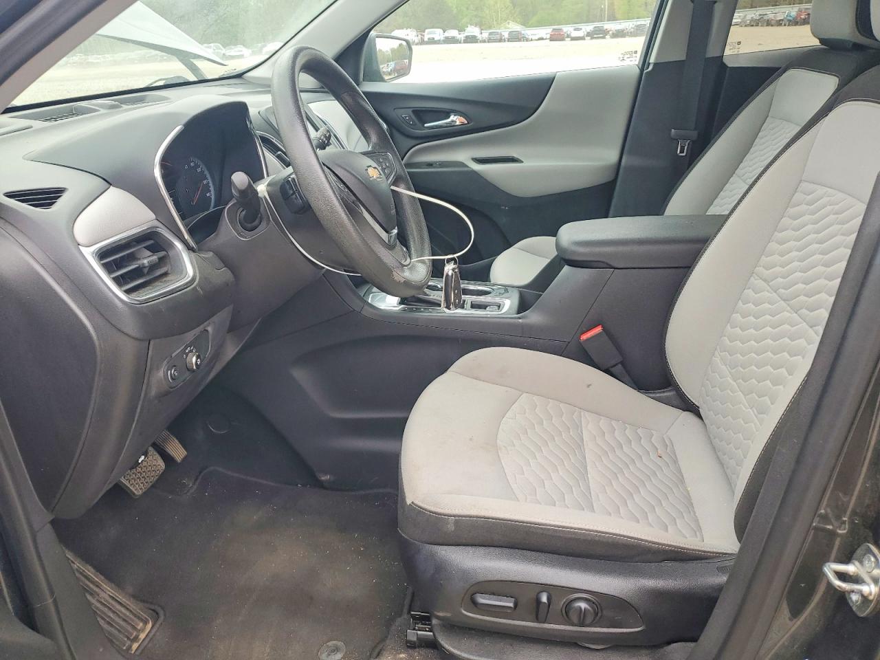 2020 CHEVROLET EQUINOX LS photo 19