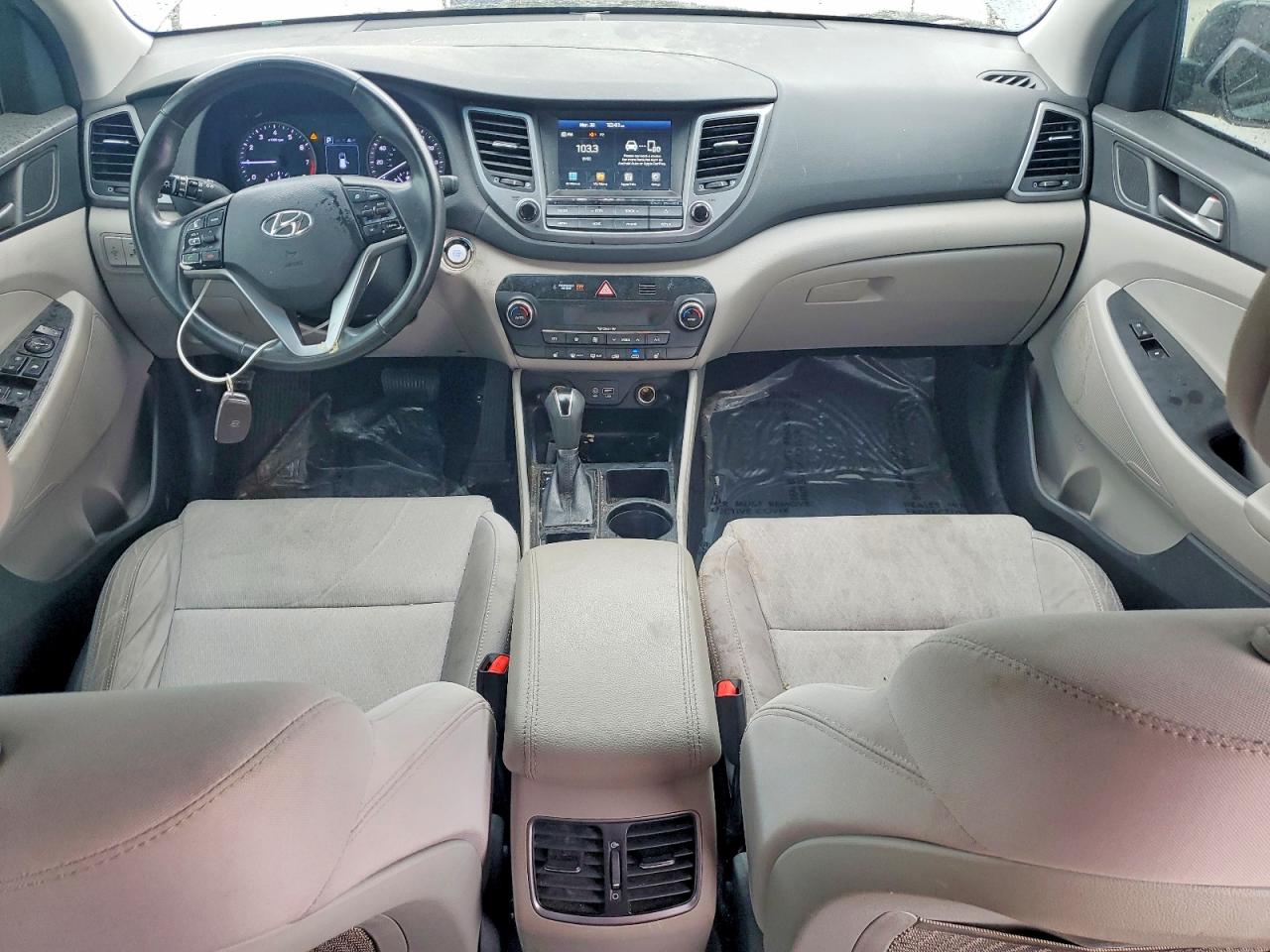 2018 HYUNDAI TUCSON VALUE photo 22