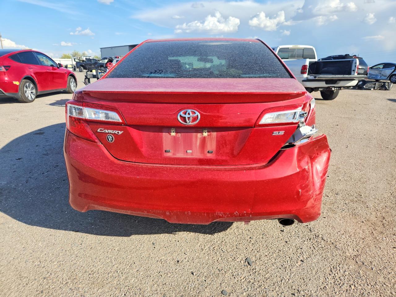 2013 TOYOTA CAMRY SE photo 11