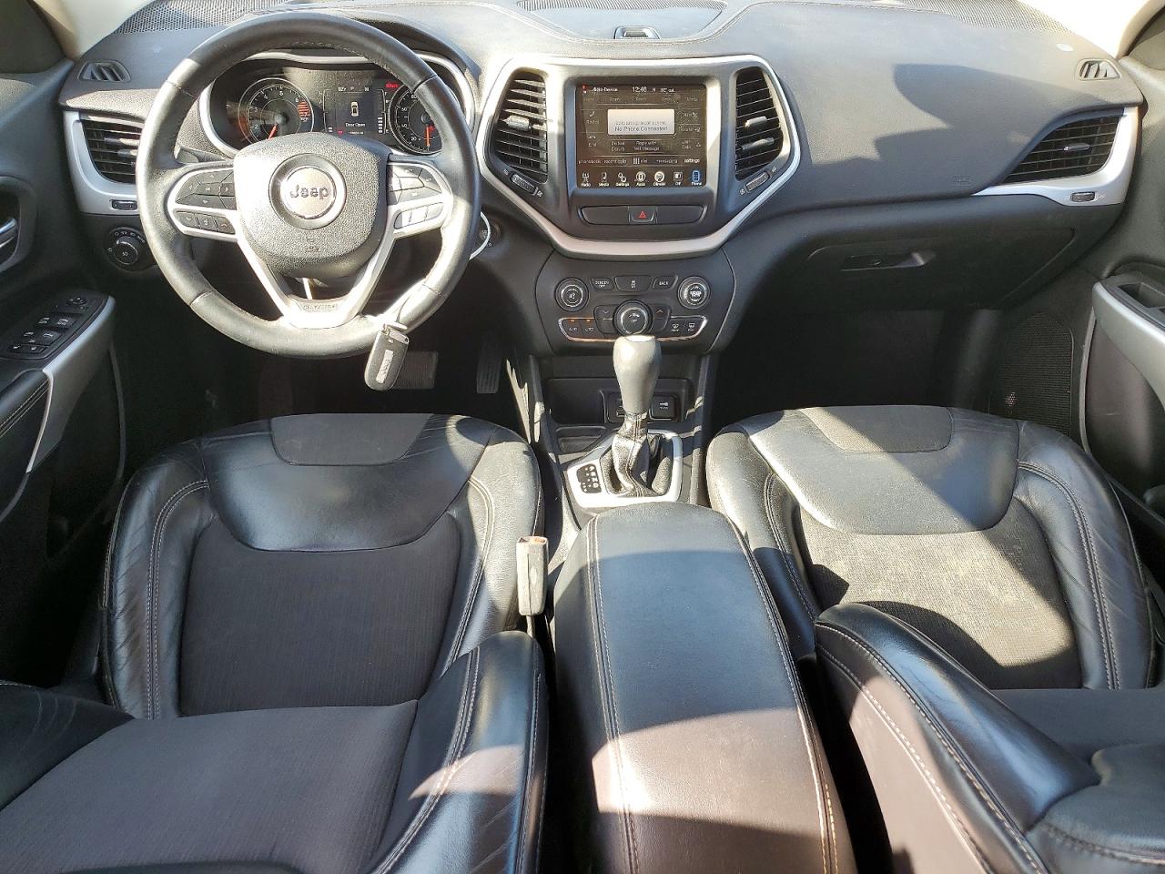 2018 JEEP CHEROKEE LATITUDE PLUS photo 8