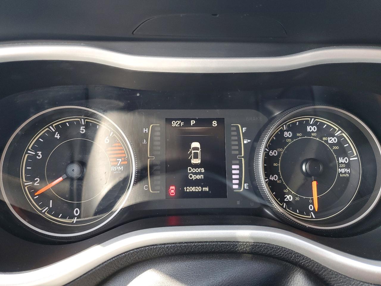 2018 JEEP CHEROKEE LATITUDE PLUS photo 9