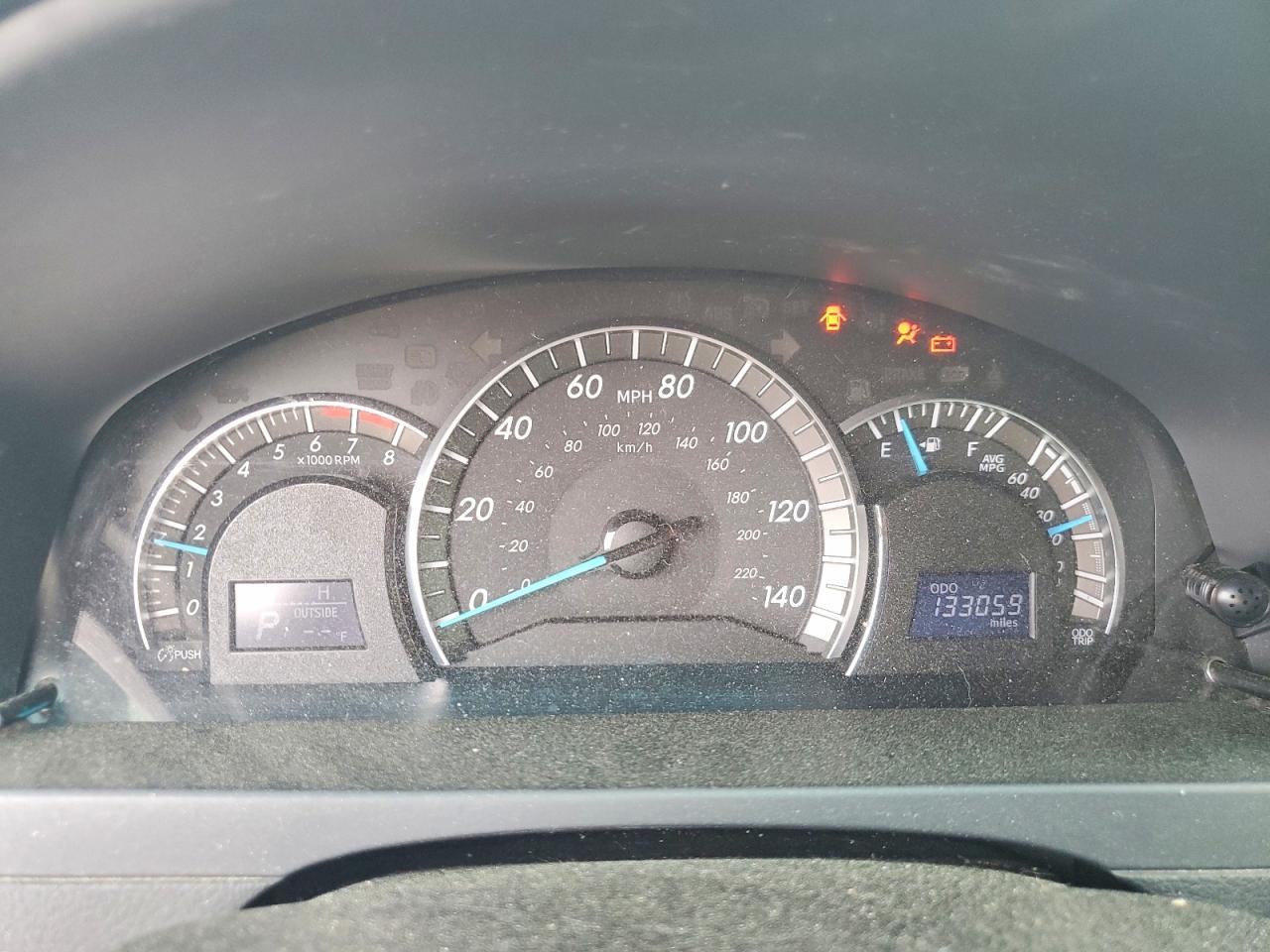 2014 TOYOTA CAMRY SE photo 17