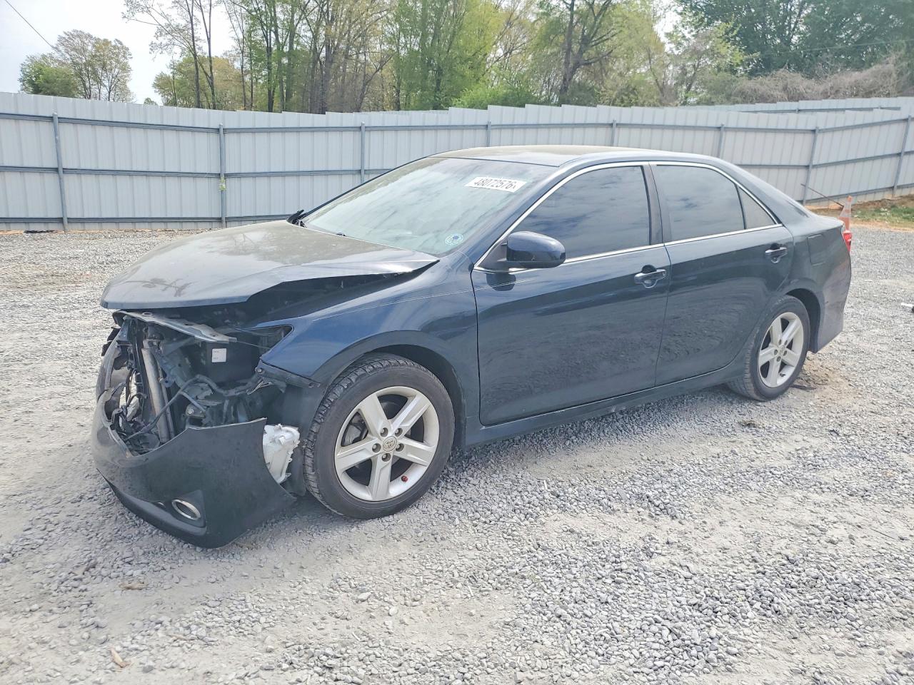 2014 TOYOTA CAMRY