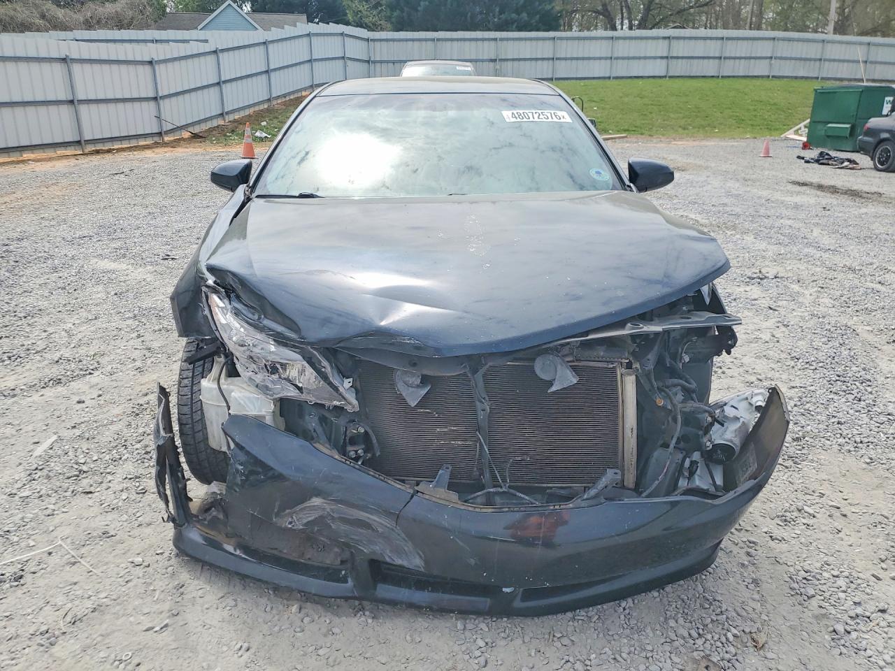 2014 TOYOTA CAMRY SE photo 9