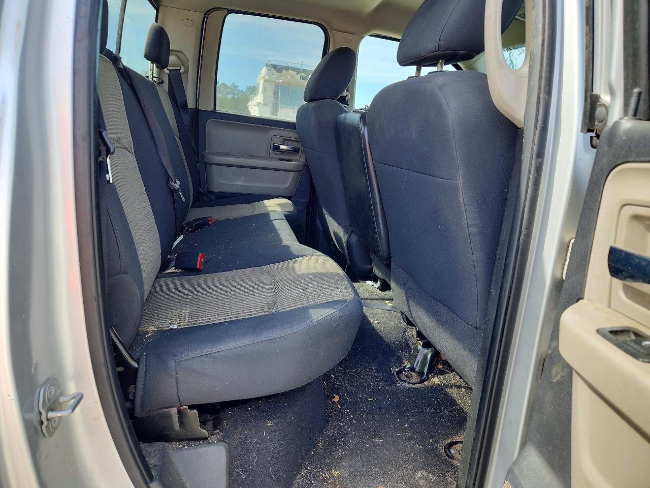 2010 DODGE RAM 1500 photo 19