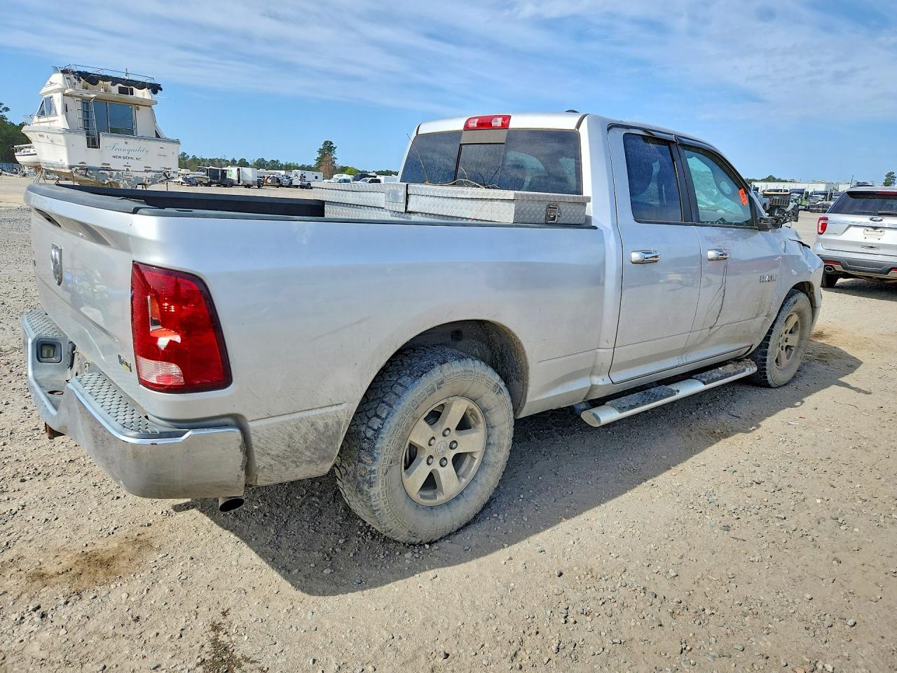 2010 DODGE RAM 1500 photo 5