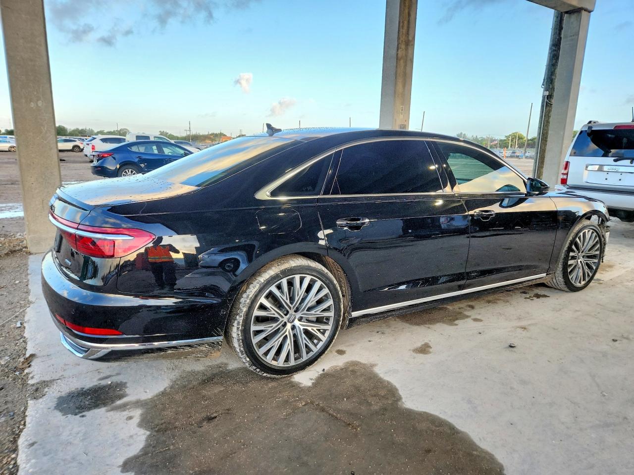 2019 AUDI A8 L photo 5