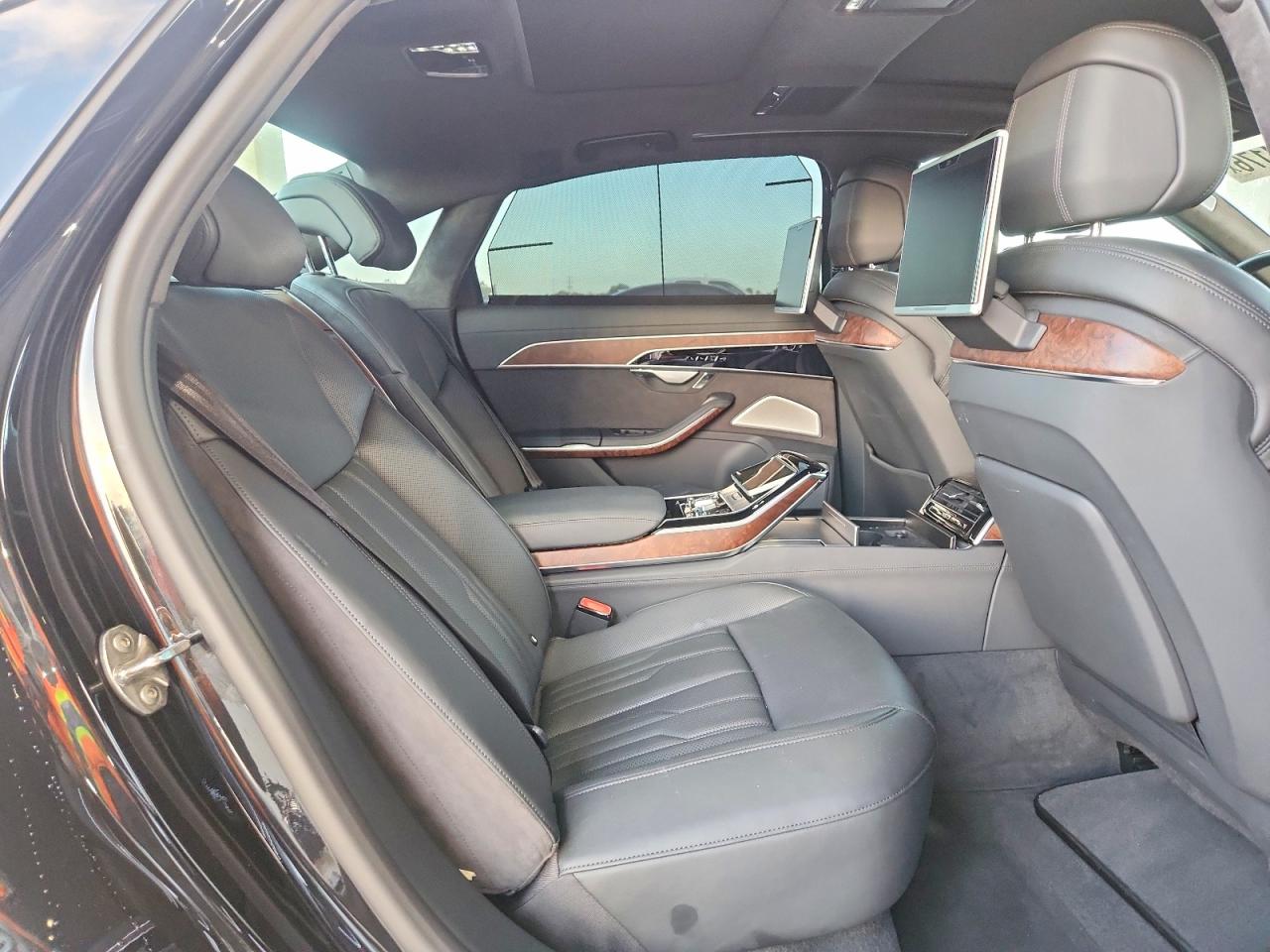 2019 AUDI A8 L photo 19