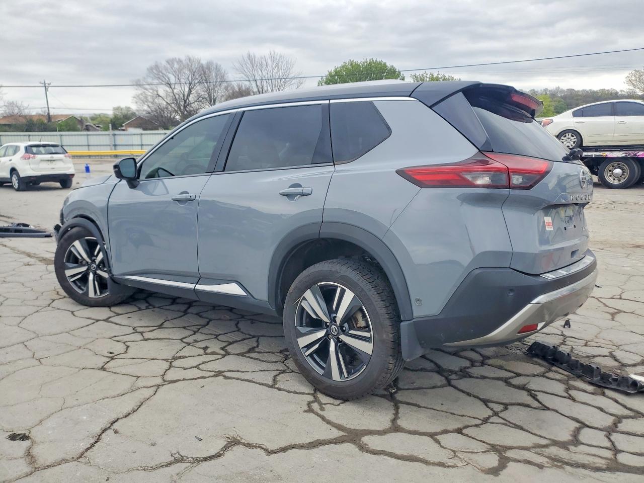 2021 NISSAN ROGUE PLATINUM photo 3