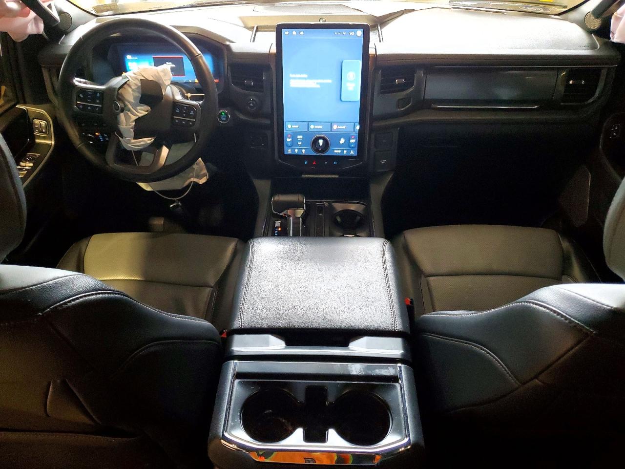 2023 FORD F150 LIGHTNING PRO photo 15