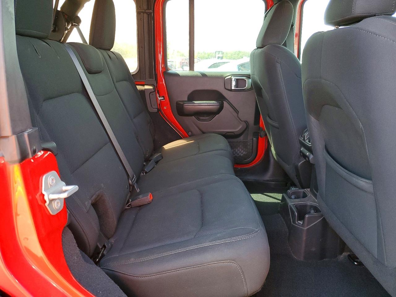 2018 JEEP WRANGLER UNLIMITED SPORT photo 19