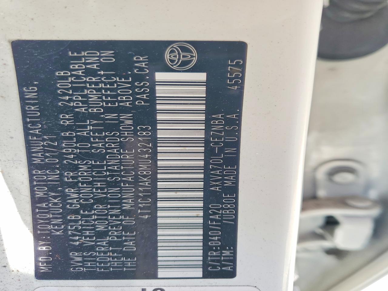 2021 TOYOTA CAMRY LE photo 13