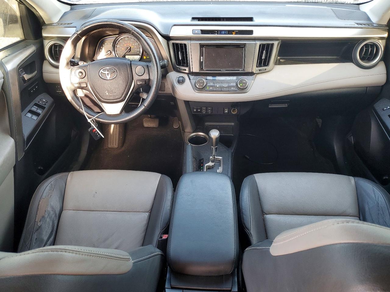 2013 TOYOTA RAV4 photo 15