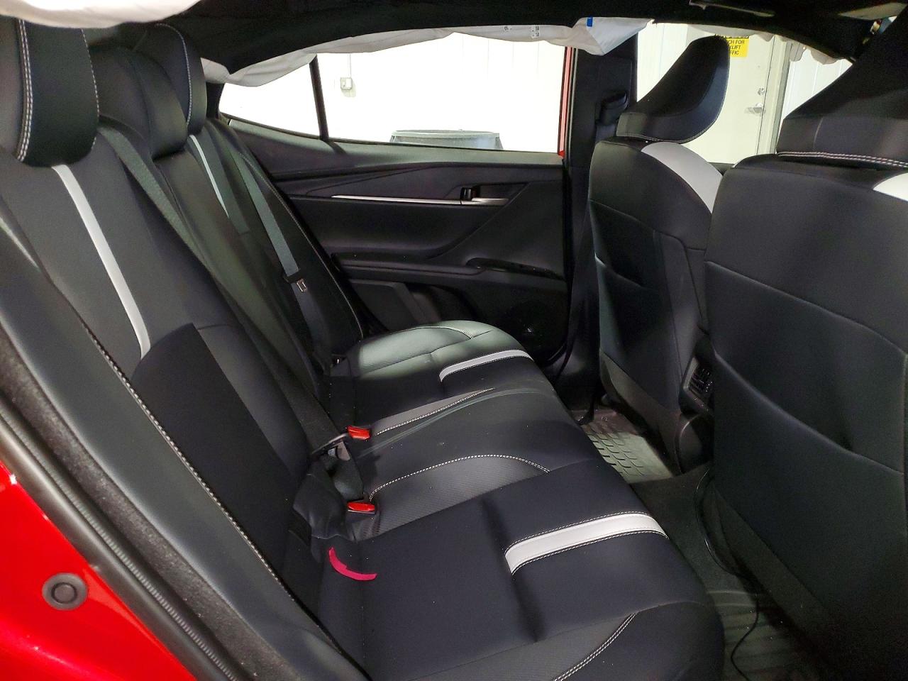 2025 TOYOTA CAMRY XSE photo 19