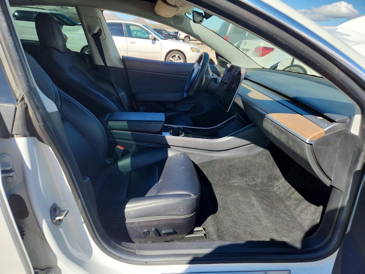 2019 TESLA MODEL 3 photo 13