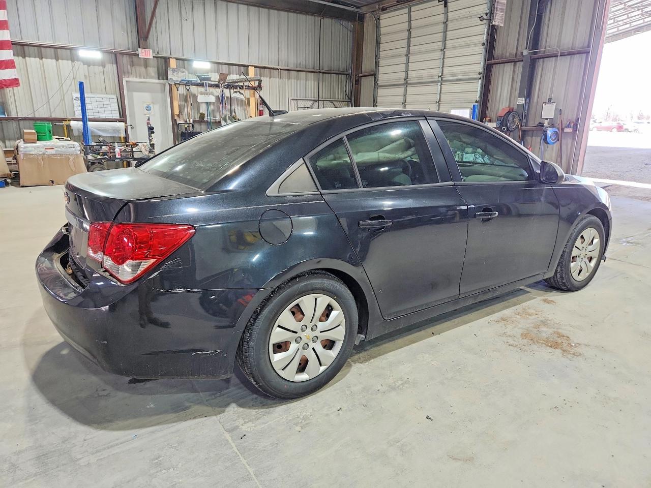 2013 CHEVROLET CRUZE LS photo 5