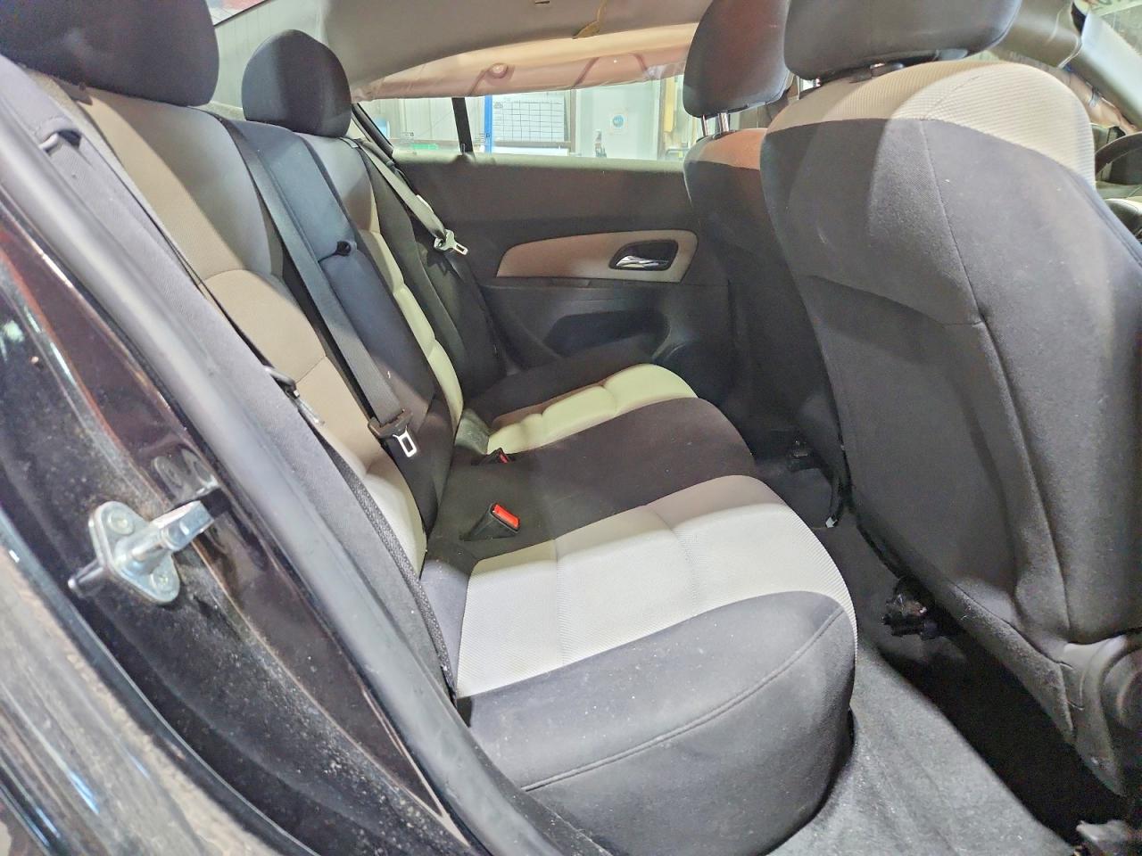 2013 CHEVROLET CRUZE LS photo 19