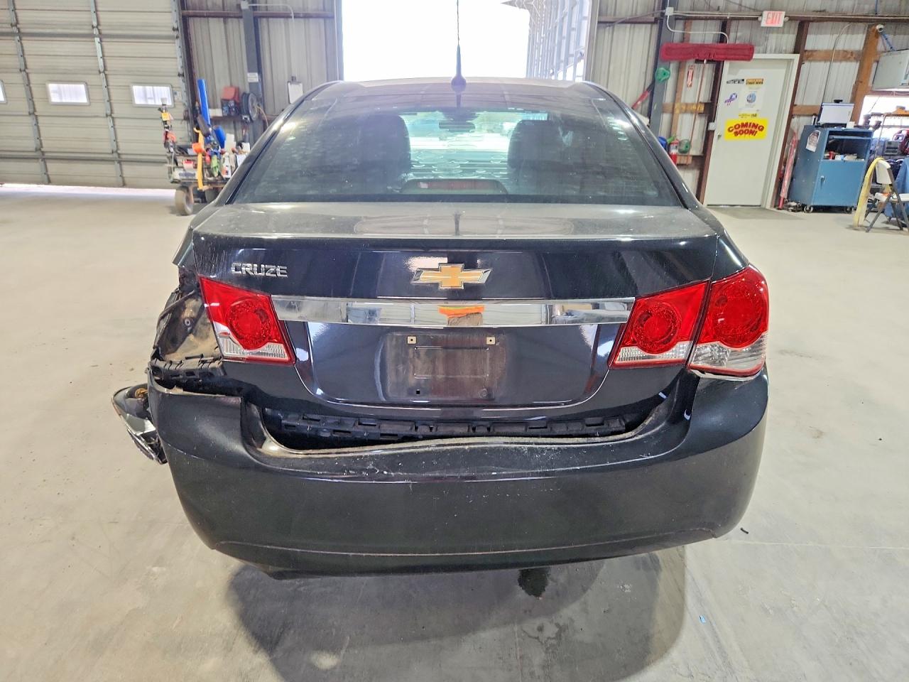 2013 CHEVROLET CRUZE LS photo 11