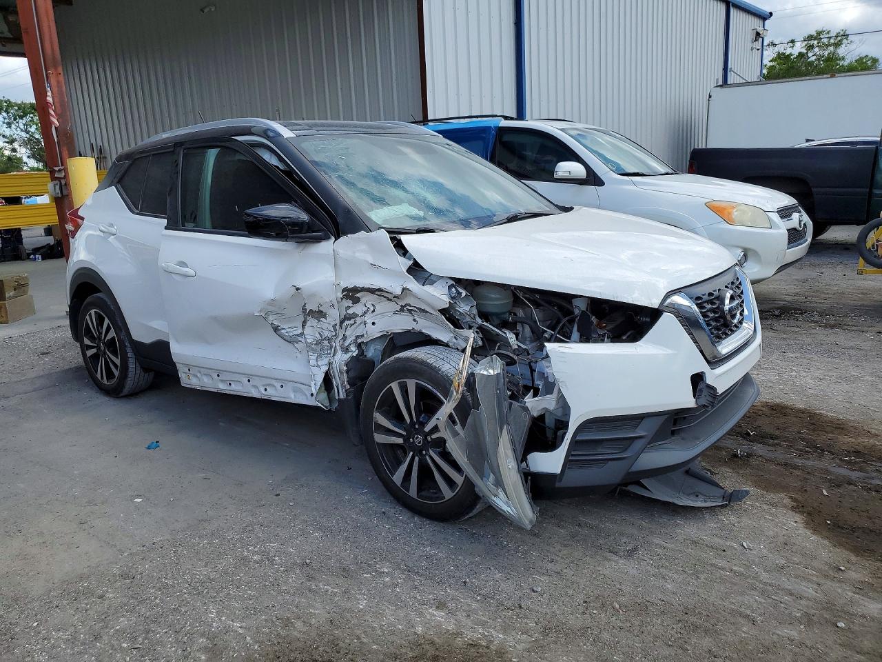 2019 NISSAN KICKS SV photo 7