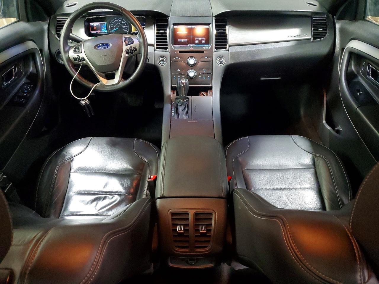 2015 FORD TAURUS SEL photo 8