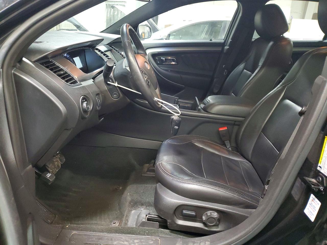 2015 FORD TAURUS SEL photo 7