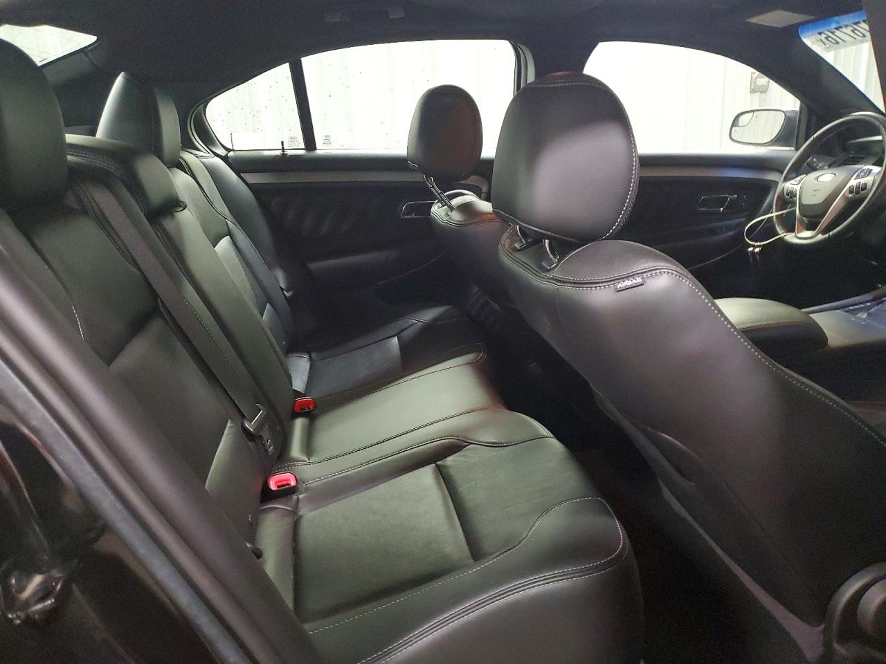 2015 FORD TAURUS SEL photo 10