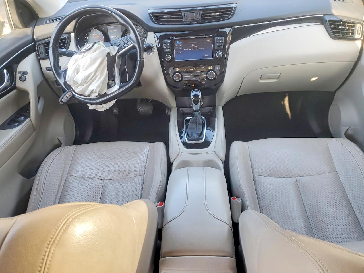 2018 NISSAN ROGUE SPORT SL photo 15