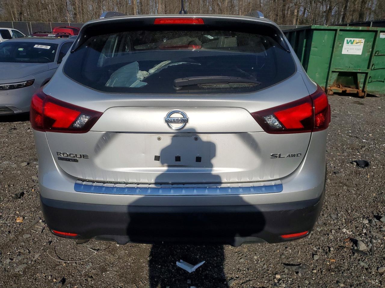 2018 NISSAN ROGUE SPORT SL photo 11