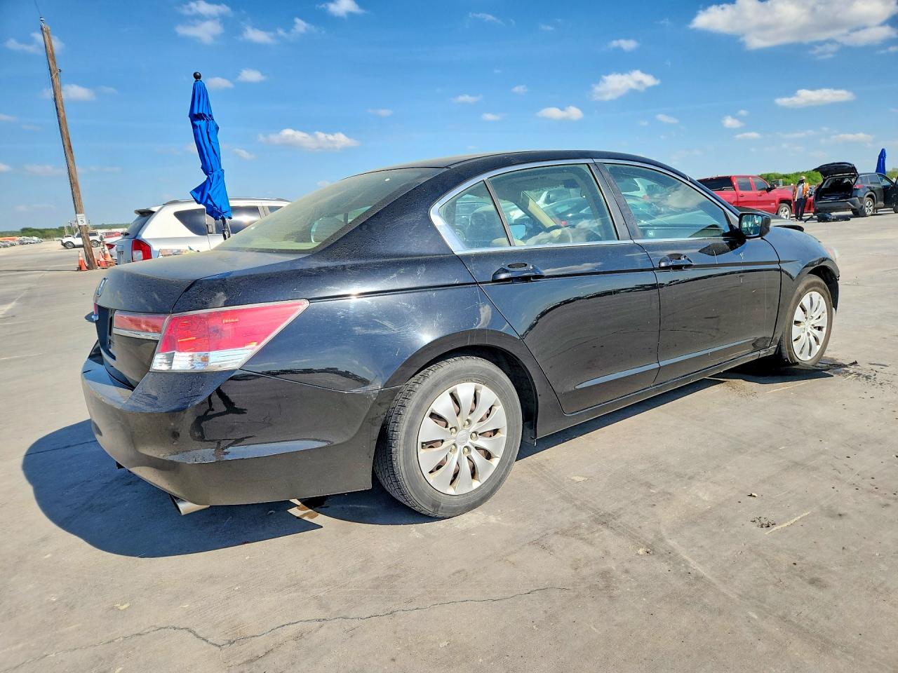 2012 HONDA ACCORD LX photo 5