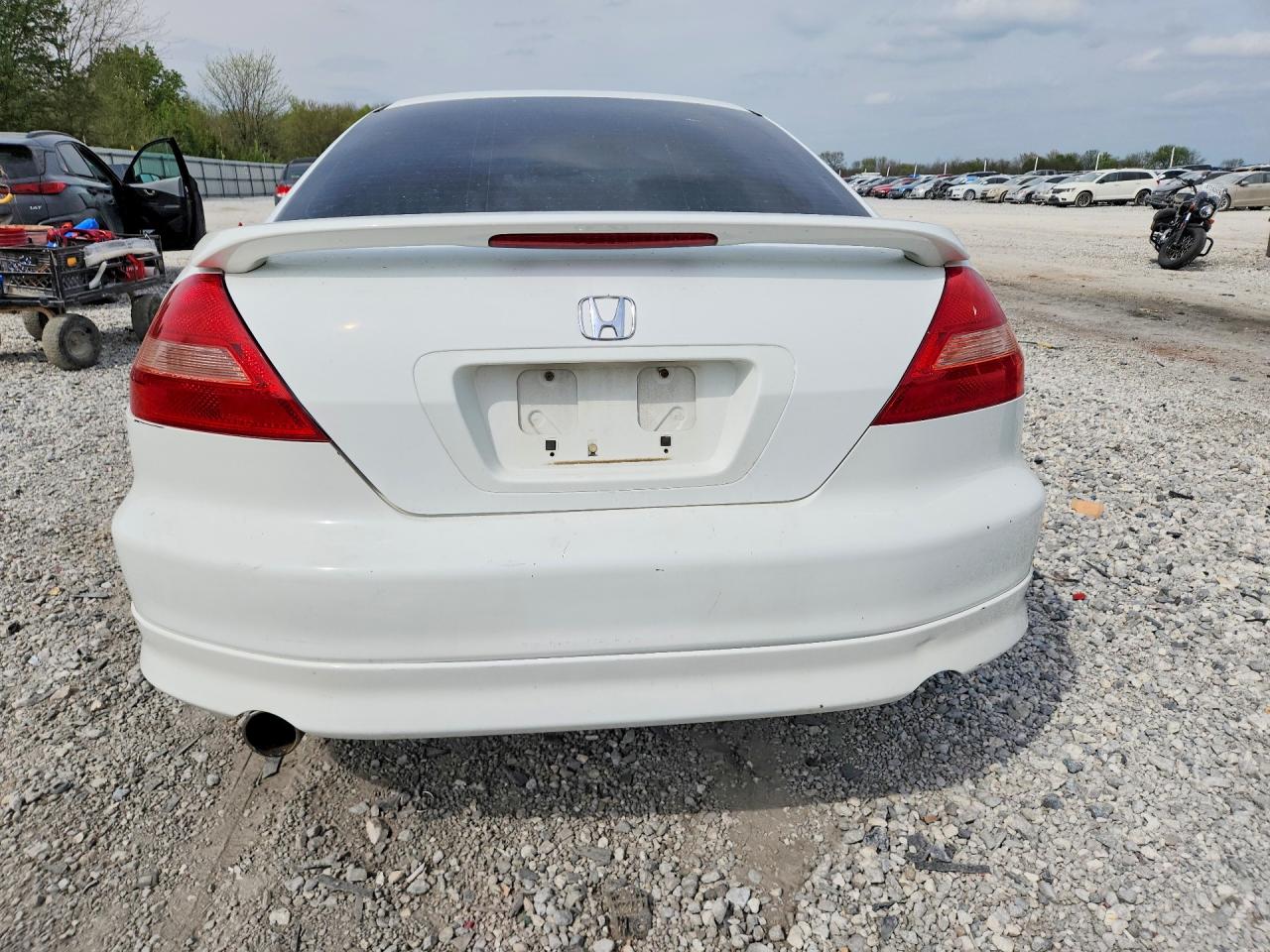 2003 HONDA ACCORD photo 16