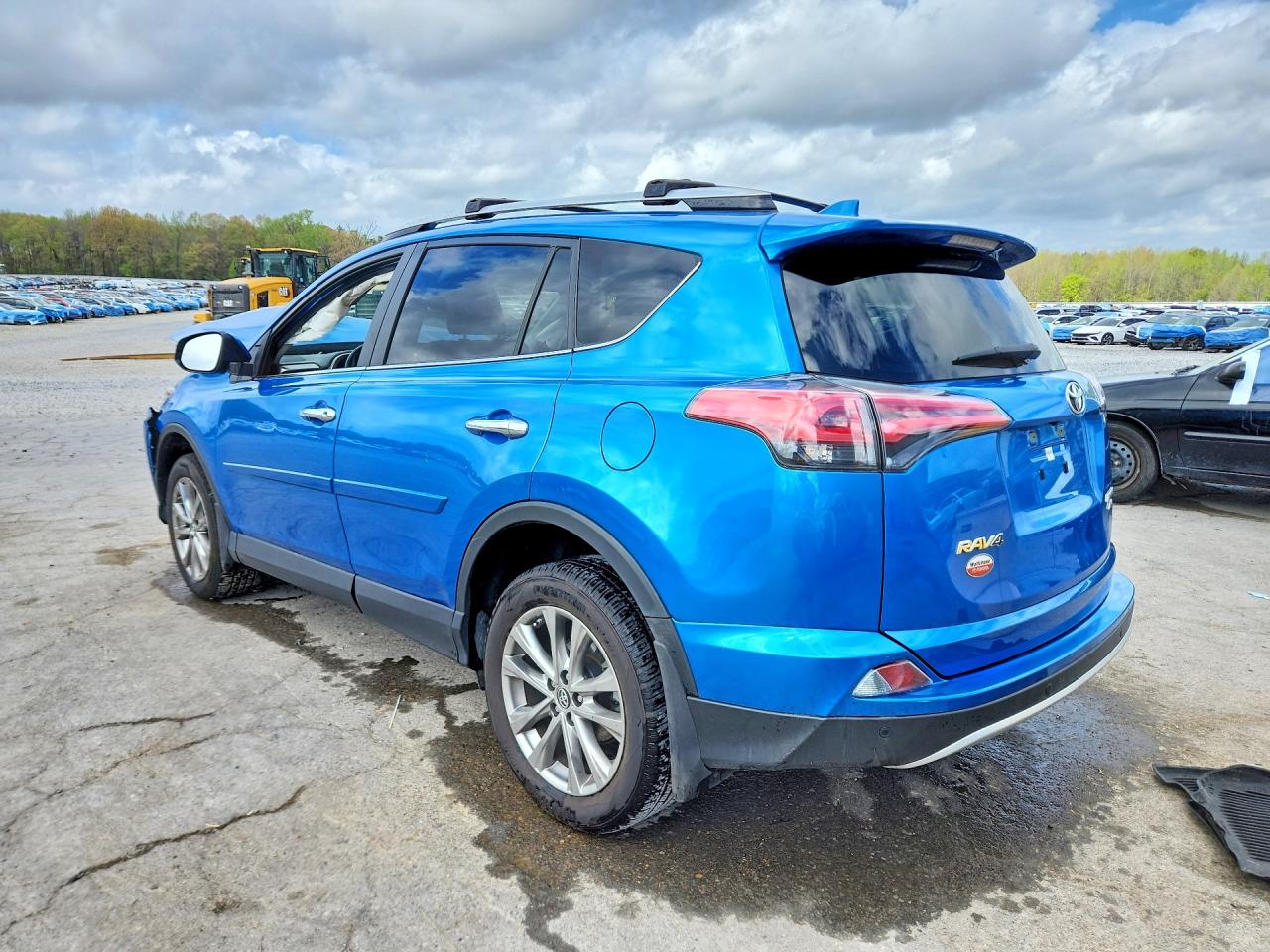 2016 TOYOTA RAV4 LIMITED photo 2