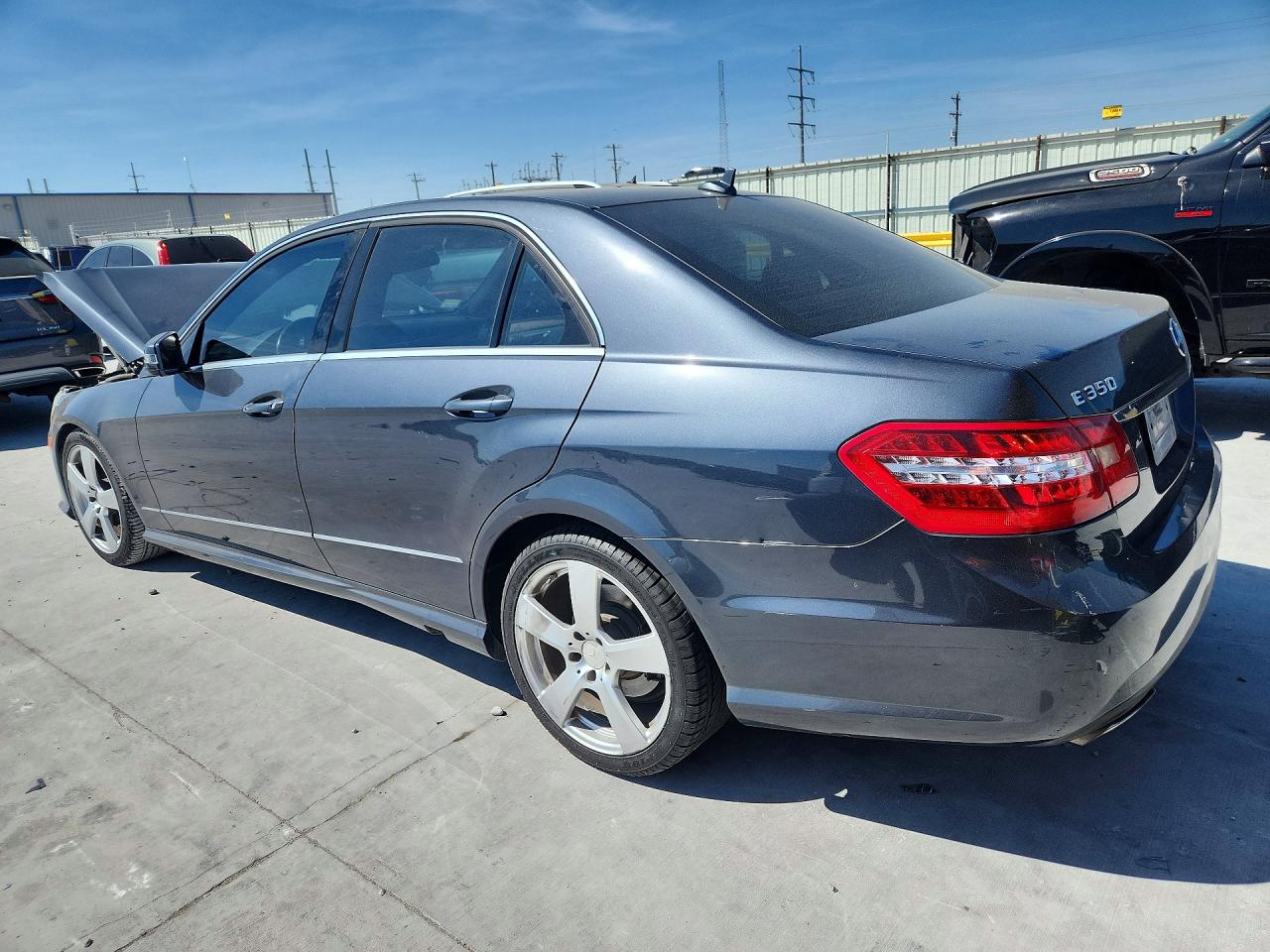 2011 MERCEDES-BENZ E 350 photo 4