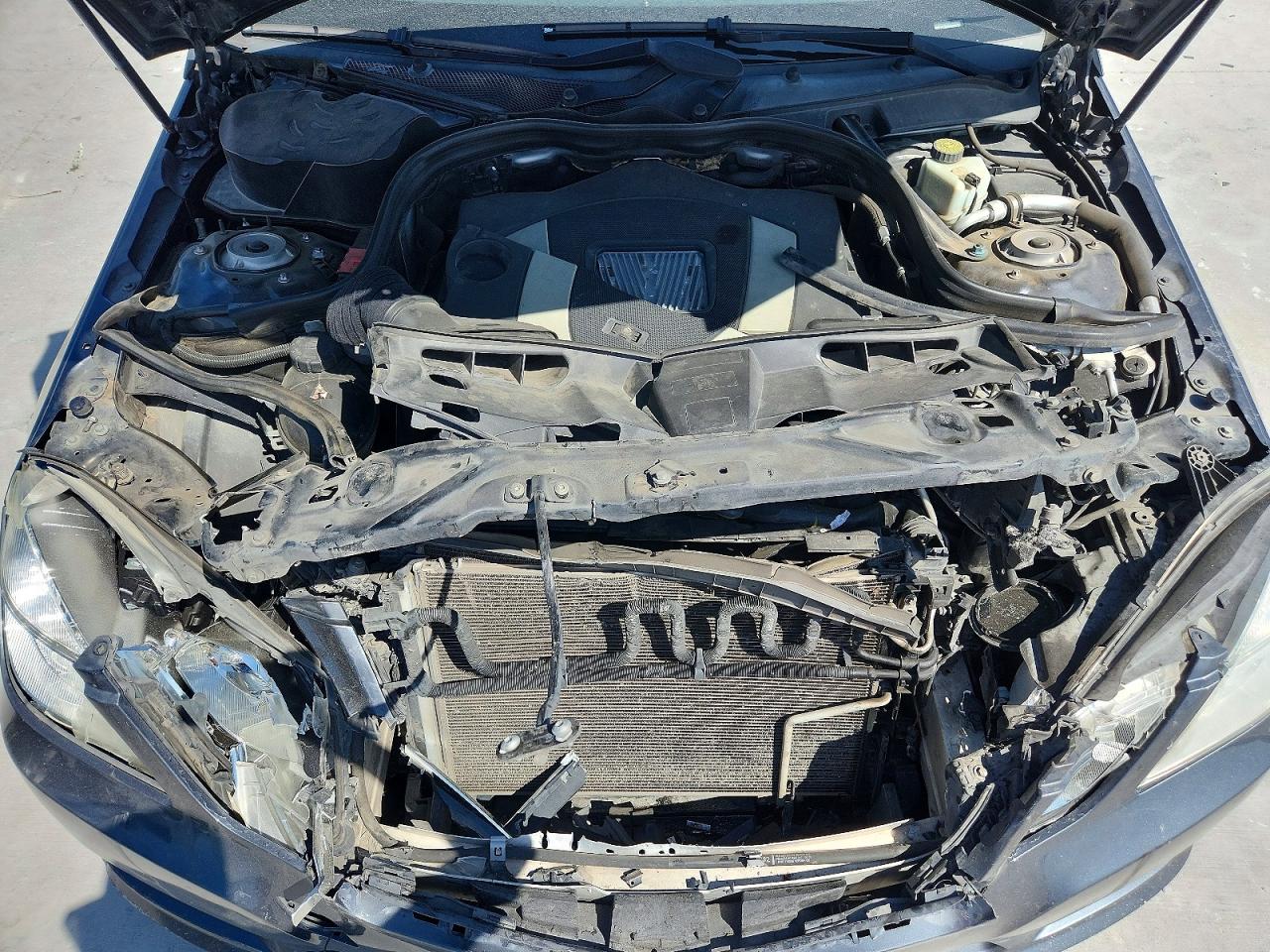 2011 MERCEDES-BENZ E 350 photo 31