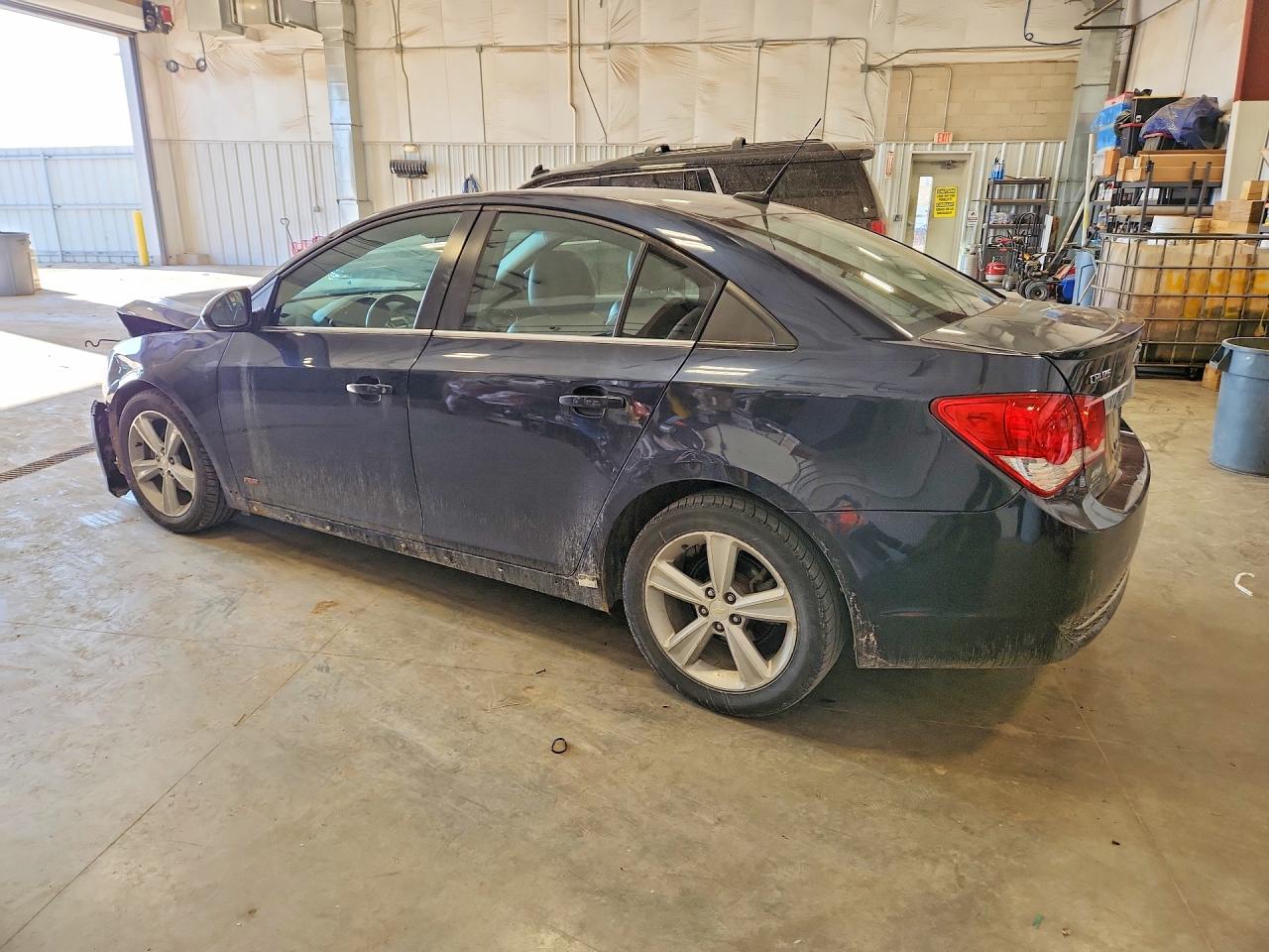 2014 CHEVROLET CRUZE LT photo 2